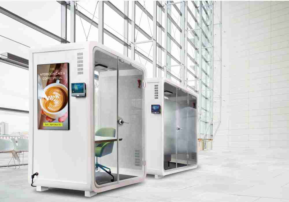 尊龙z6子公司达擎之智慧行动办公舱，，，，采用PDLC智能调光玻璃设计，，透过通电与断电的电流切换，，呈现透明与雾面效果，，，具节能降耗特性并兼顾隐私，，，，确保信息安全