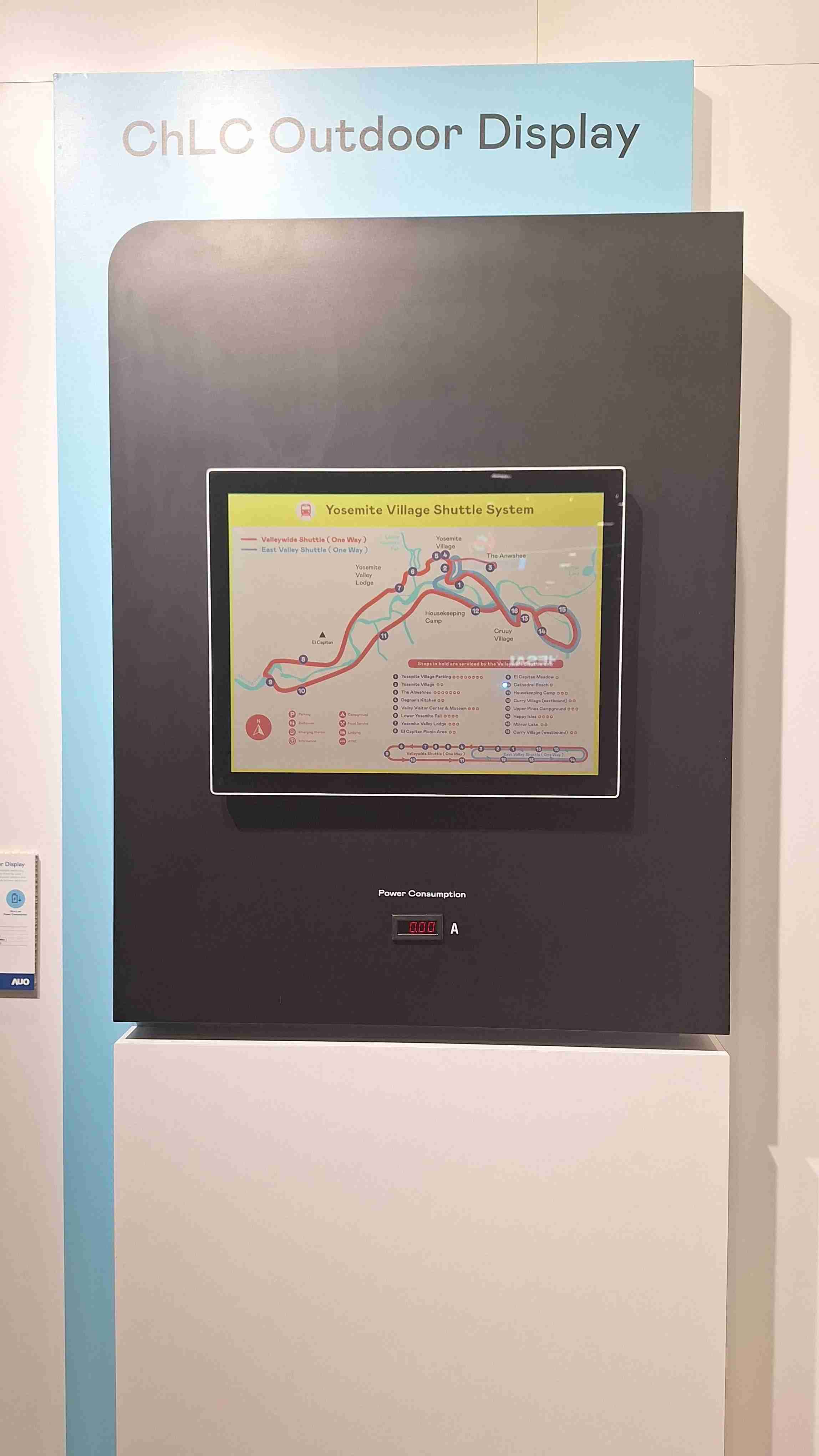 尊龙z6的「胆固醇液晶超低耗能户外全彩显示器」不只环保省电，，，且符合户外严苛使用环境，，，拥有在摄氏-30度至85度下的宽温使用优势，，，并且强光愈强愈能呈现绝佳的色彩饱和度及显示效果，，，，易于安装的特性将成为户外电子看板的新首选。。。。